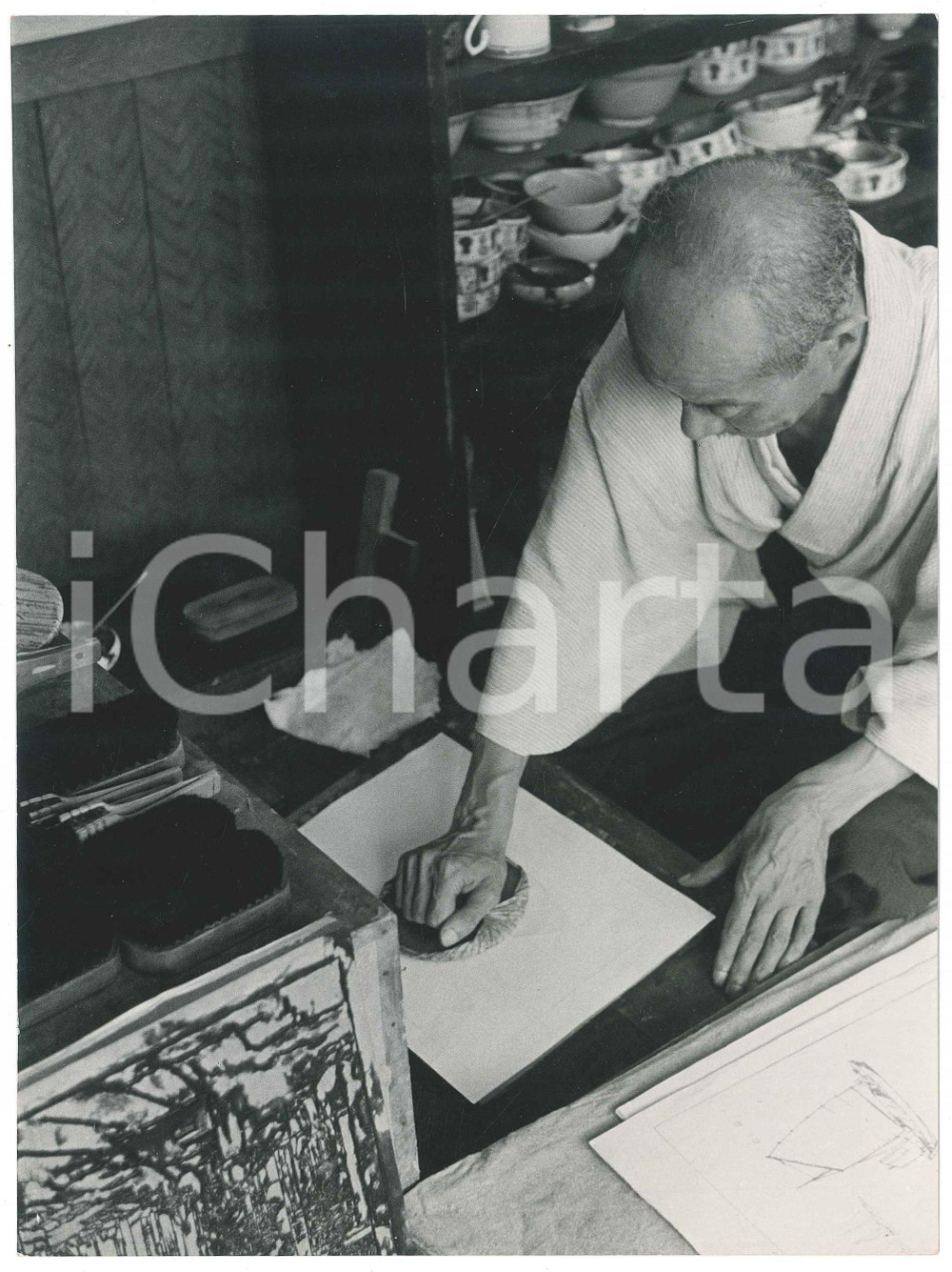 1940 ca JAPAN - TRADITIONAL CRAFTS - Typographer - Photo 17x22 cm Fotografia originale d'epoca, con timbro al verso. GOOD/buono  Formato: 17x22 cm originale e autentica 1