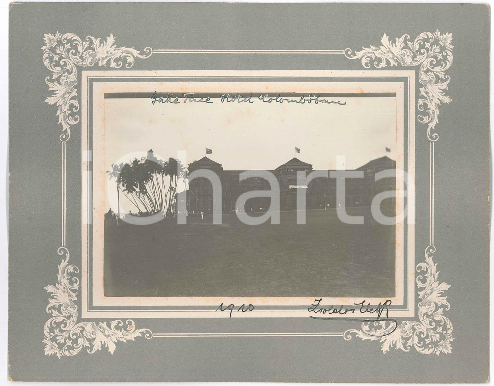 1910 Zsoldos ELEK - COLOMBO (SRI LANKA) Galle Face Hotel - ANIMATED photo 28x22  Fotografia d'epoca, montata su cartoncino rigido, che reca didascalia originale e firma del fotografo.FOTOGRAFO: Zsoldos Elek GOOD/buono  Formato: 28x22 cm originale e autentica 1