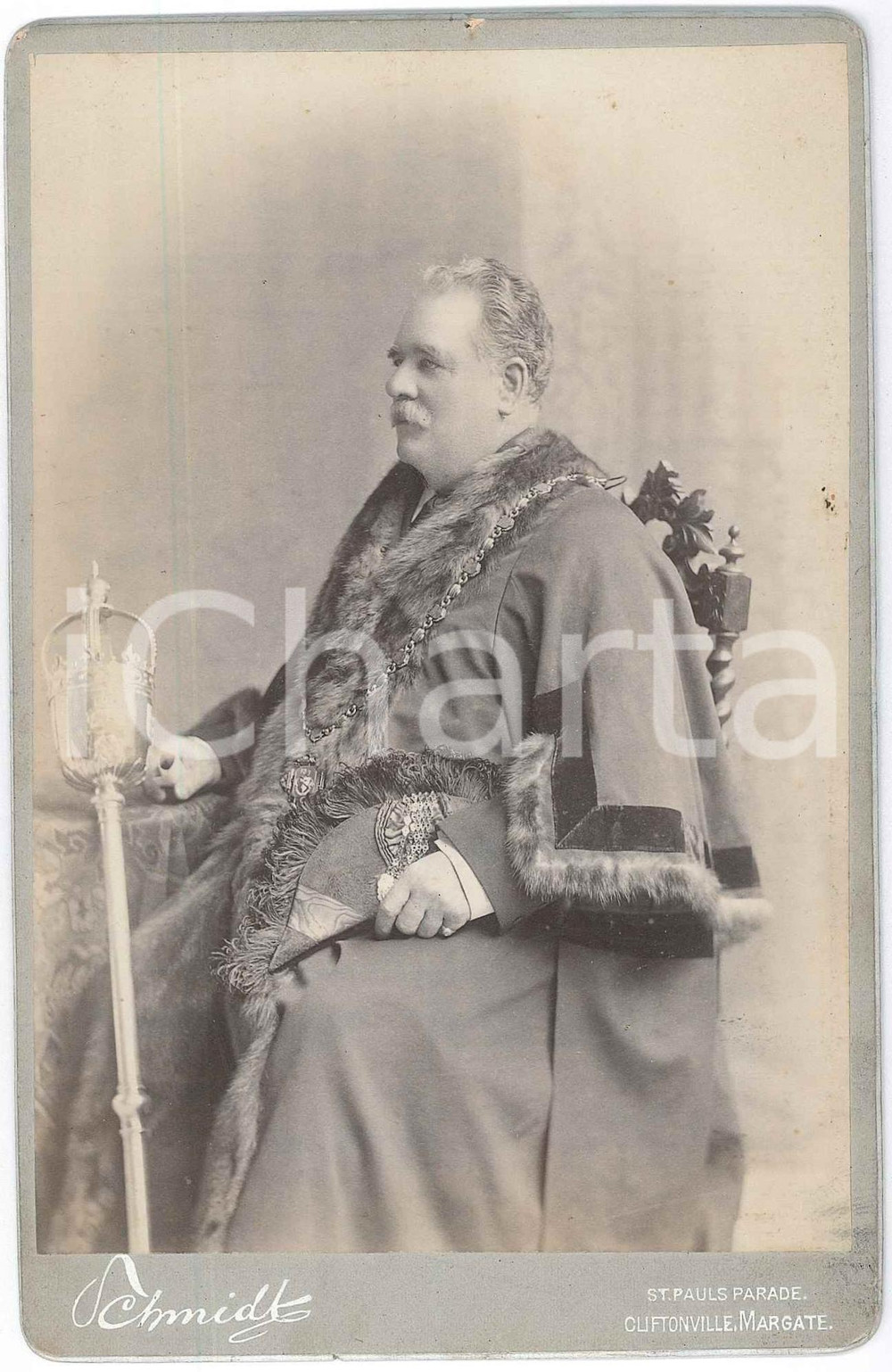 1890 ca MARGATE (KENT, UK) Portrait of a high official - RARE Photo SCHMIDT  Fotografia d'epoca, su cartoncino rigido.  GOOD/buono  Formato: 11x16 cm originale e autentica 1