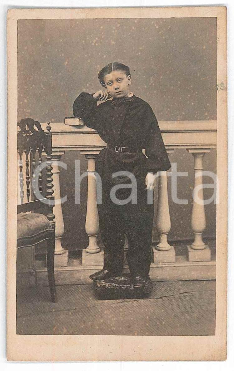 1862 PALERMO Ritratto del cav. Enrico SERPI bambino - Foto Victor LAISNE' CDV  Fotografia d'epoca, su cartoncino morbido, con didascalia al verso.  GOOD/buono  Formato: 6x10 cm originale e autentica 1