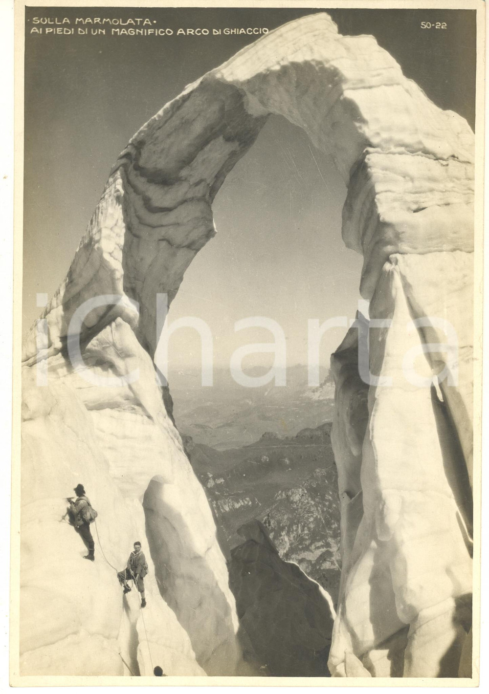 1920 ca ALPINISMO - MARMOLADA - Arco di ghiaccio *Foto 17x26 cm  Fotografia originale d'epoca. GOOD/buono  Formato: 17x26 cm originale e autentica 1