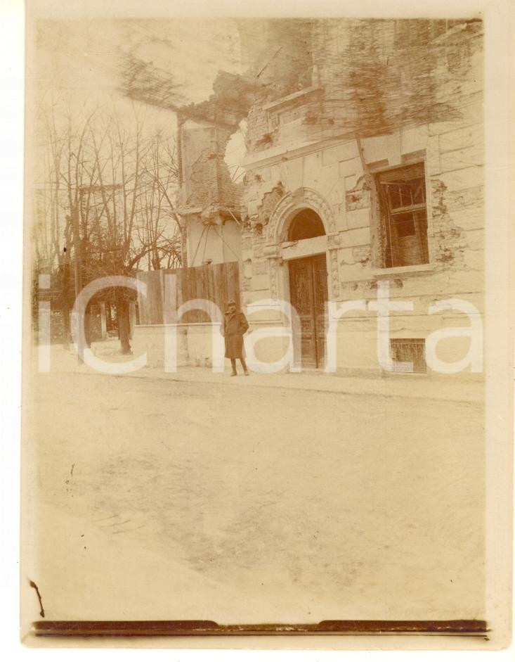 1916 WW1 GORIZIA Ospedale FATEBENEFRATELLI dopo bombardamento - Foto 9x12 cm Fotografia originale d'epoca, con didascalia manoscritta al verso. GOOD/buono  Formato: 9x12 cm originale e autentica 1