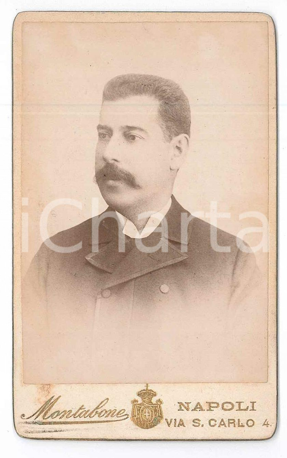 1901 NAPOLI Ritratto maschile - Profilo - Foto MONTABONE CDV Fotografia d'epoca, su cartoncino rigido. Dedica manoscritta al verso. GOOD/buono  Formato: 6x10 cm originale e autentica 1