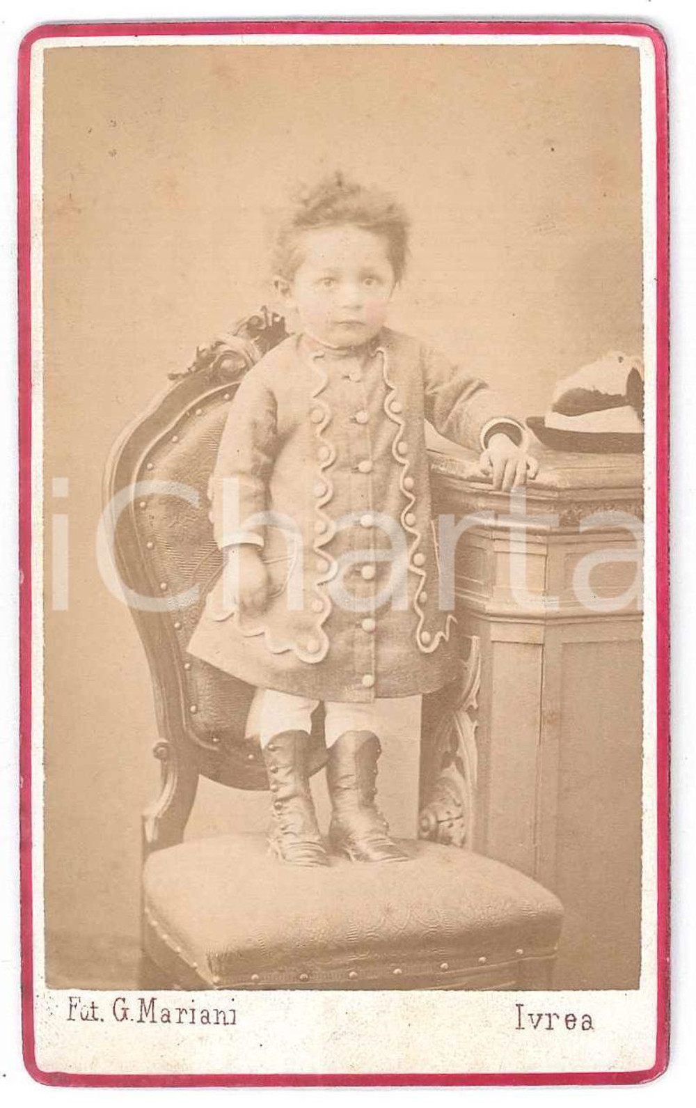 1880 ca IVREA Ritratto di bambino con soprabito a bottoni *Foto MARIANI CDV  Fotografia d'epoca, montata su cartoncino rigido. GOOD/buono  Formato: 6x10 cm originale e autentica 1