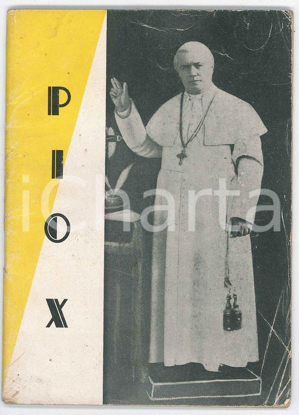 1940 ca Unione Donne di A.C.I. - PIO XI - Opuscolo 52 pp. Pubblicazione d'epoca, illustrata b/n.PAGINE: 52  FAIR/discreto buone condizioni interne, ma piegature in copertina Formato: 12x17 cm originale e autentica 1
