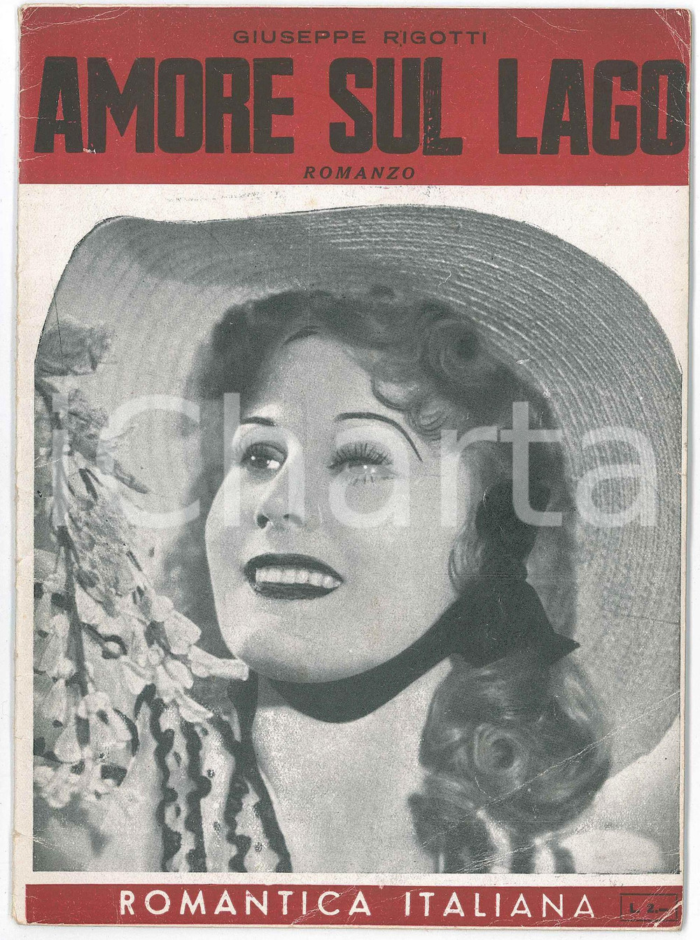 1930 ca. Giuseppe RIGOTTI Amore sul lago - Romanzo - Romantica Italiana Romanzo originale d'epoca della collana Romantica Italiana.EDITORE: Edizioni Nuova Aurora - MilanoPAGINE: 22 POOR/danneggiato gualciture angolari, piegature, abrasioni evidenti e  piccoli strappi in copertina. Pagine interne con lievi macchie, piccolo foro all'ultima pagina. Formato: 15 x 21 cm originale e autentica 1