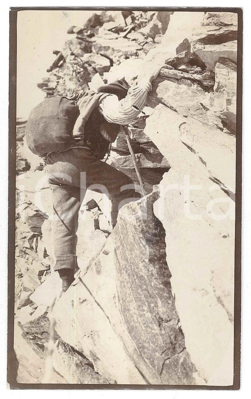 1905 ca Area di MACUGNAGA (VCO) Alpinista al Monte Rosa - Foto 9x15 cm  Fotografia d'epoca. GOOD/buono  Formato: 9x15 cm originale e autentica 1
