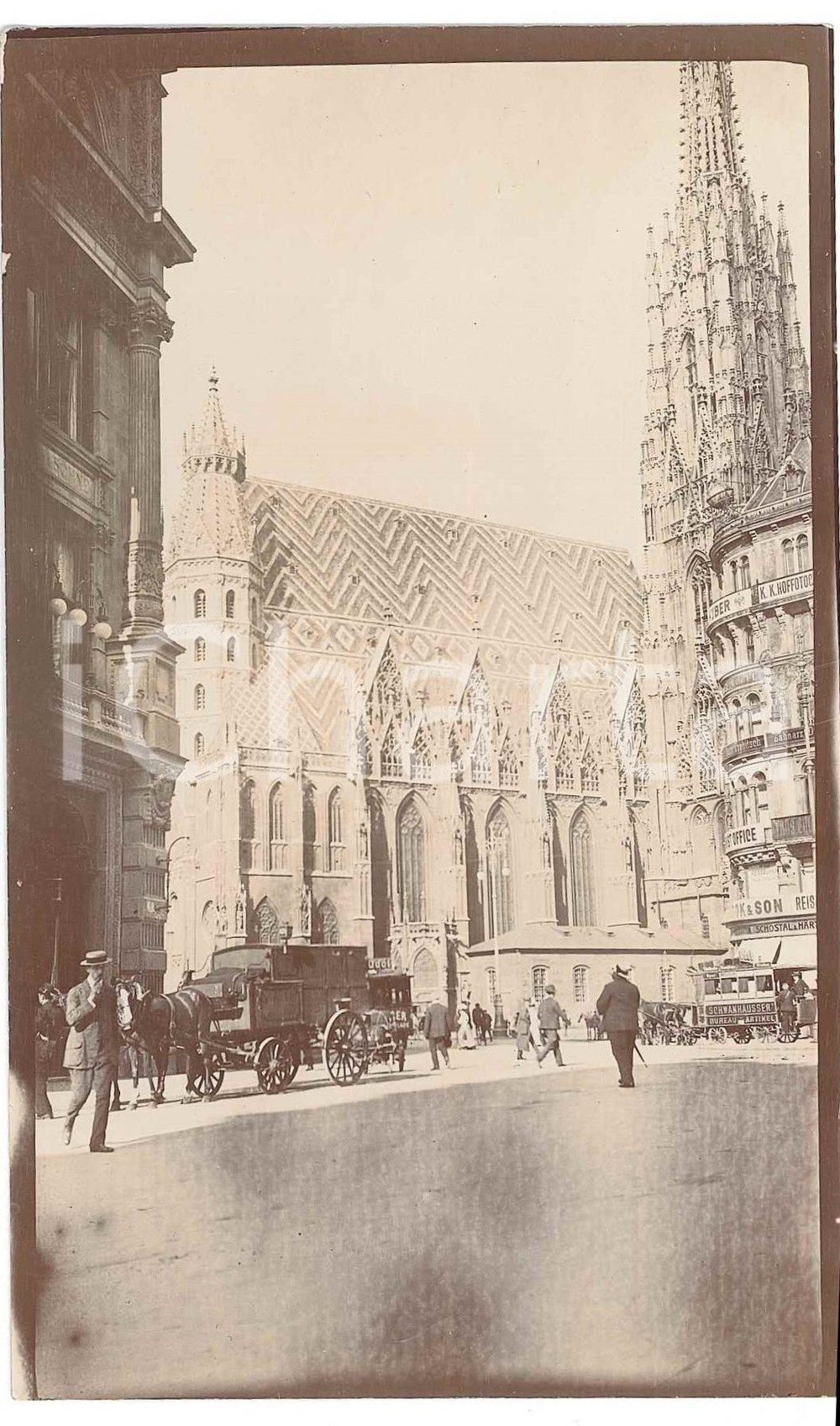 1910 ca WIEN (AUSTRIA) Stephansdom - Cathedral - ANIMATED photo carriages  Fotografia d'epoca. GOOD/buono  Formato: 9x15 cm originale e autentica 1