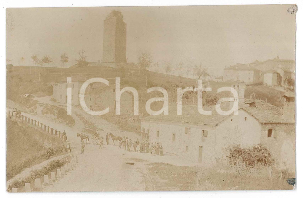 1900 ca ITALIA Un paese di campagna - Foto VINTAGE - ANIMATA 14x8 cm  Fotografia d'epoca, in formato cartolina postale. FAIR/discreto difetti di stampa e lieve piegatura angolare Formato: 14x8 cm originale e autentica 1