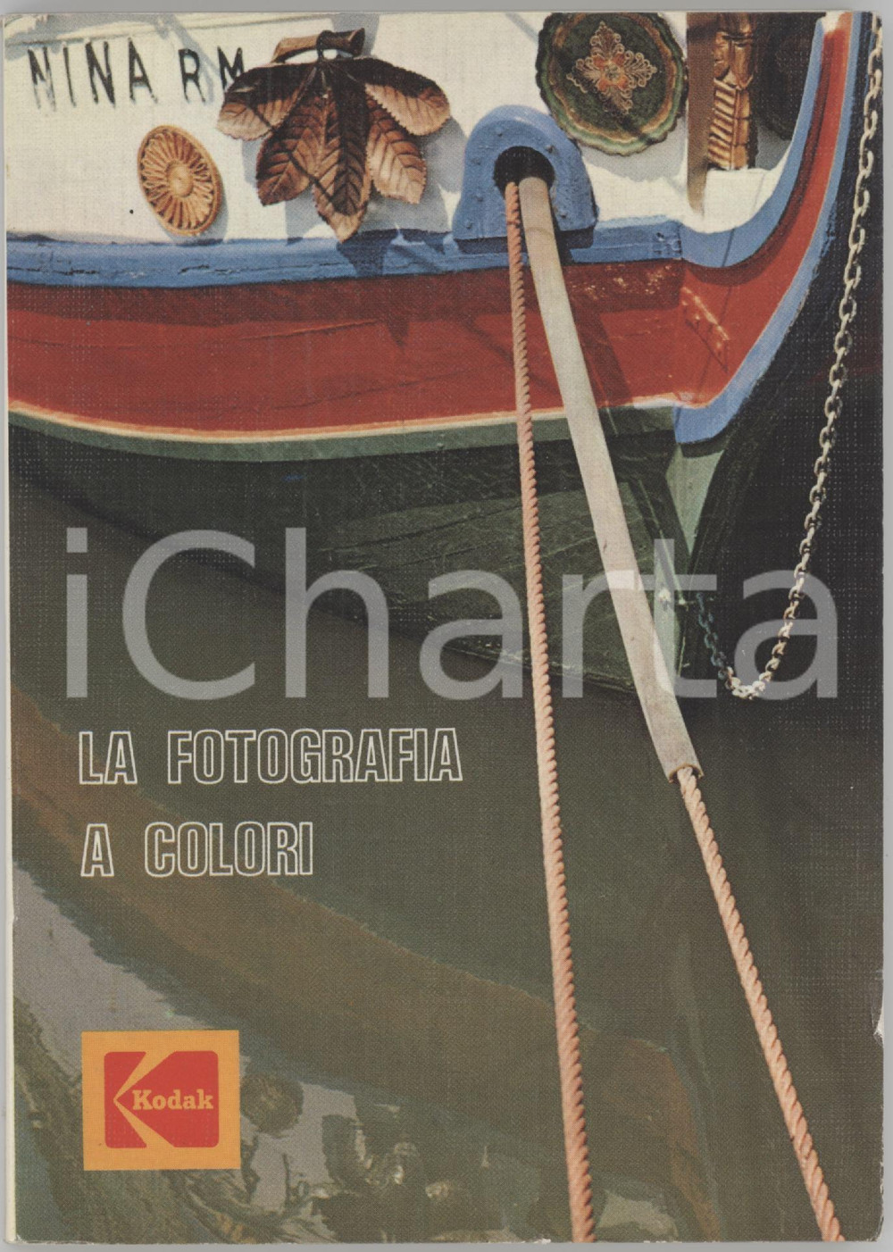 1974 The Eastman KODAK Company - La fotografia a colori 132 pp. Brossura editoriale; illustrazioni a colori.PAGINE: 132 POOR/danneggiato buone condizioni interne, ma distacco delle prime pagine (presenti); lieve sbrecciatura marginale in copertina Formato: 11x16 cm originale e autentica 1