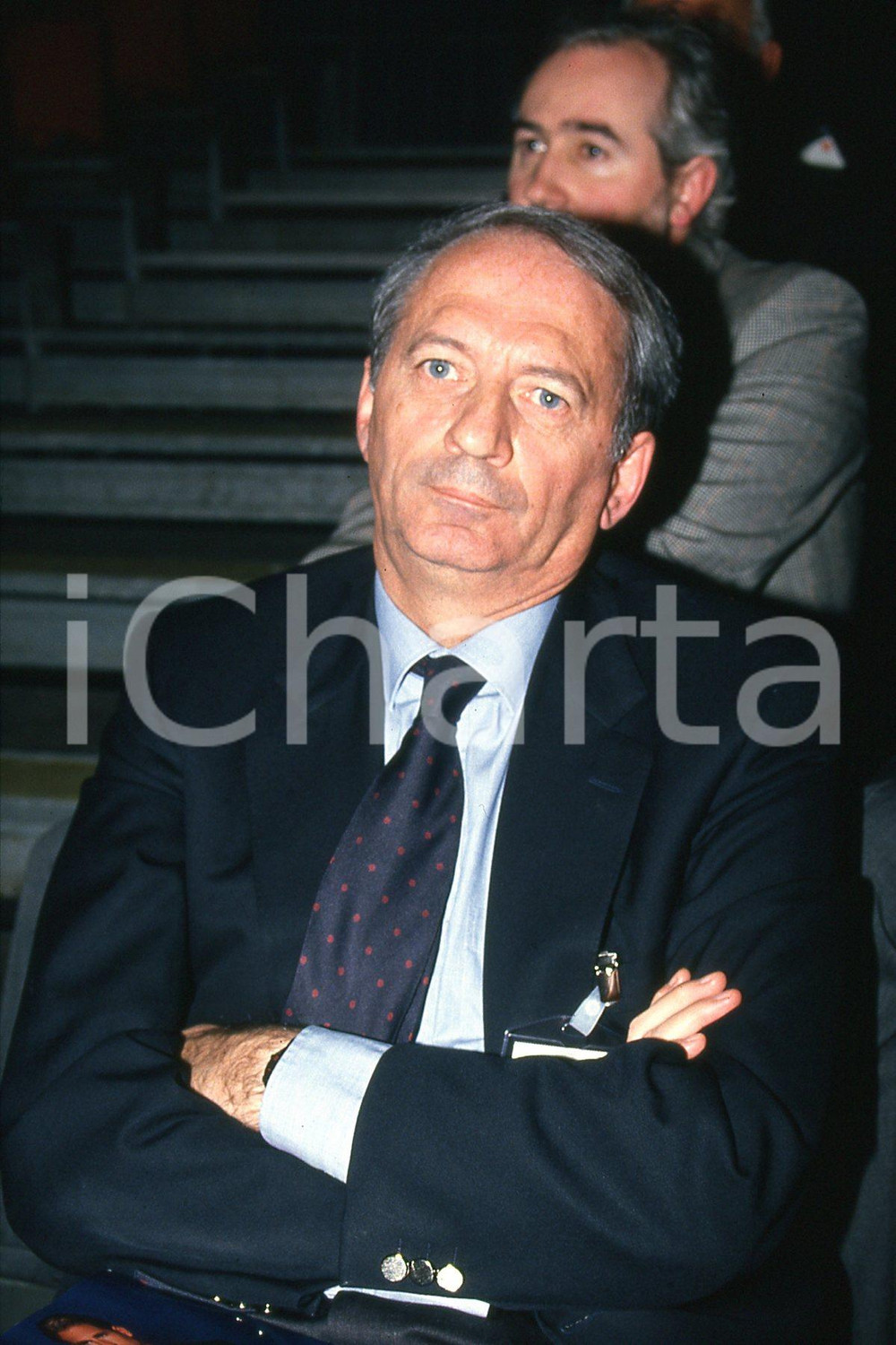 35mm vintage slide* 1995 ITALIA COSTUME Alberto BAULI ritratto a convegno (8)  Diapositiva d'epoca, in formato 35 mm.CONDIZIONI: GOODE' severamente vietata la riproduzione. Tutti i diritti sono riservati.Nella diapositiva ICharta mette in vendita, sul negozio eBay e in esclusiva sul sito "icharta" il proprio archivio composto da numerose diapositive e negativi fotografici d'epoca, tutti originali e autentici, che attraversano la storia del costume italiano tra gli la fine degli anni Sessanta e Novanta.Si tratta di uno sguardo inedito sull'attualit&agrave;, la politica, la vita quotidiana, il gossip e la cultura, che fotografa il cambiamento della nazione in quest'ultimo scorcio del XX secolo. Un'occasione unica per il mercato del collezionismo, che vede finalmente disponibile un archivio eccezionale per vastit&agrave;, tematiche e condizioni, in un settore (il negativo fotografico e la diapositiva) di assoluta novit&agrave; e dalle interessanti prospettive di investimento. GOOD/buono   originale e autentica 1