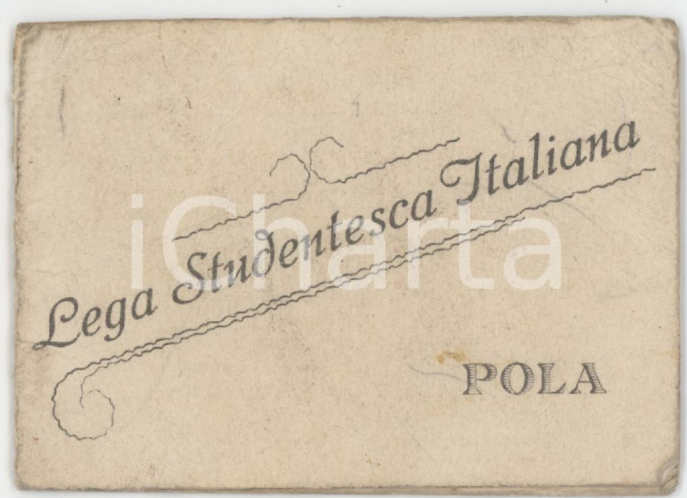 1932 POLA Lega studentesca italiana - Tessera di adesione alle lezioni di danza Tessera d'epoca.  POOR/danneggiato Piegature e gualciture diffuse Formato: 8x6 cm originale e autentica 1