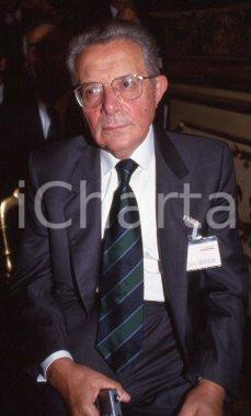 35mm vintage slide* 1985ca MILANO POLITICA DC Luigi VENEGONI ritratto (1)