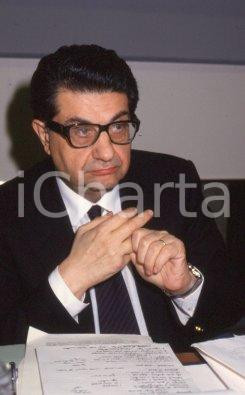 35mm vintage slide* 1988 ROMA POLITICA PSI Antonio LA PERGOLA ritratto (25)