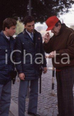 35mm vintage slide* 1990ca CINEMA ROMA Walther MATTHAU paparazzato (2)