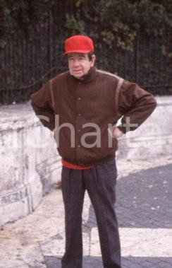 35mm vintage slide* 1990ca CINEMA ROMA Walther MATTHAU paparazzato (5)