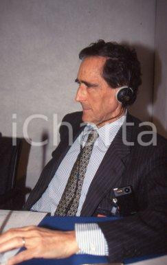 35mm vintage slide* 1990ca ECONOMIA MILANO Carlos Salat FERRER ritratto (2)