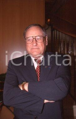 35mm vintage slide* 1990ca Gerard DE LA MARTINIERE manager AXA conferenza (18)