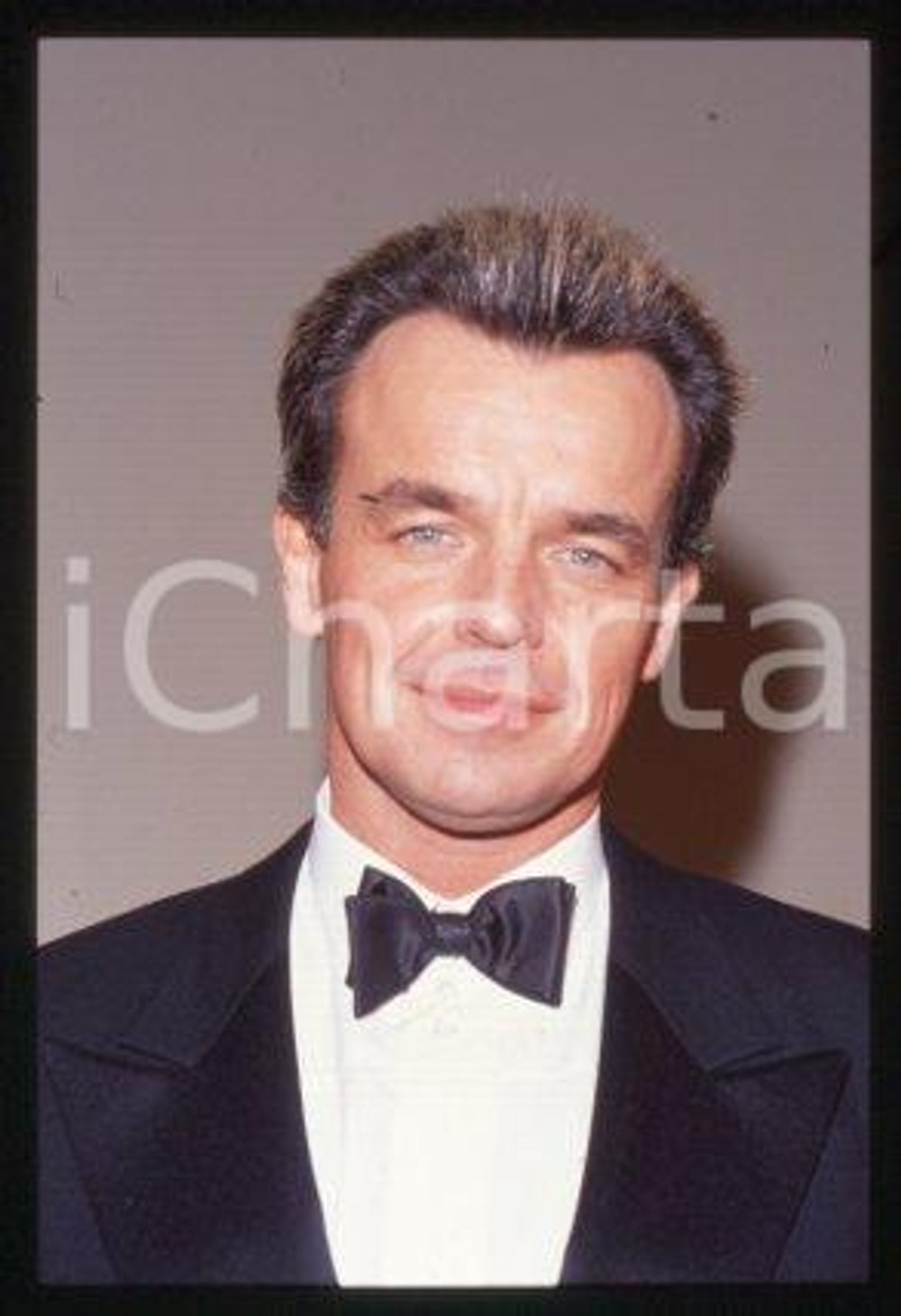 35mm vintage slide* 1991 MILANO Portrait of an American actor Ray WISE (69)
