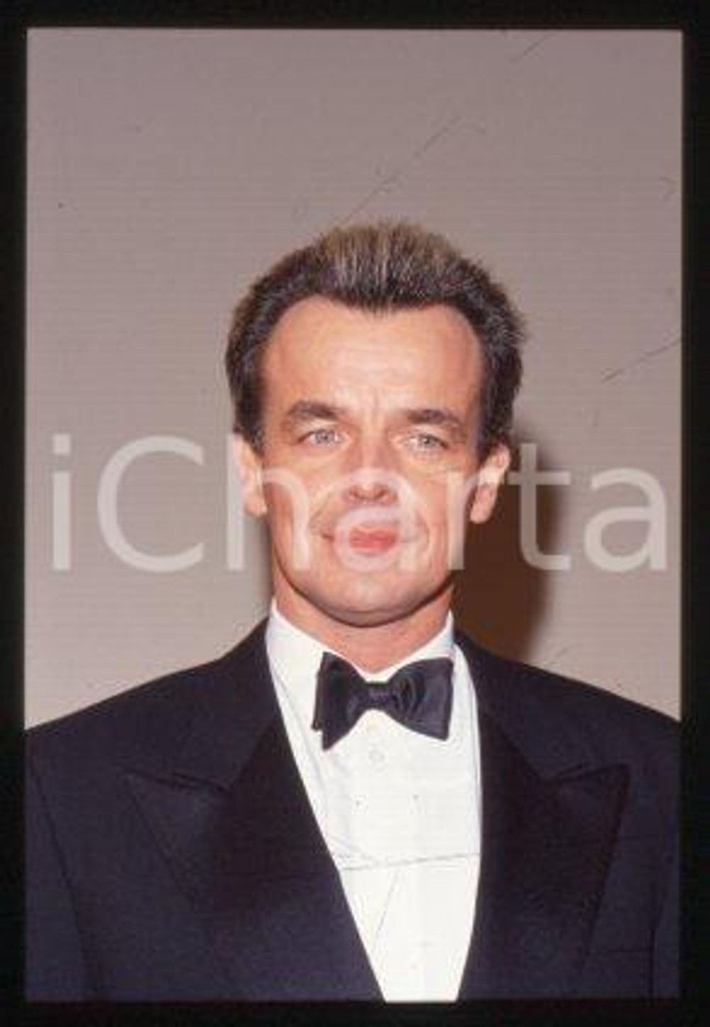 35mm vintage slide* 1991 MILANO Portrait of an American actor Ray WISE (71)