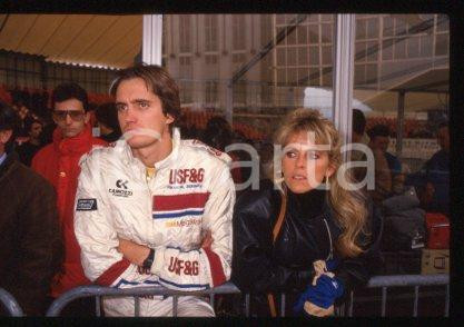 35mm vintage slide* 1988 ca FORMULA1 USF&G Racing driver Eddie CHEEVER & wife 5