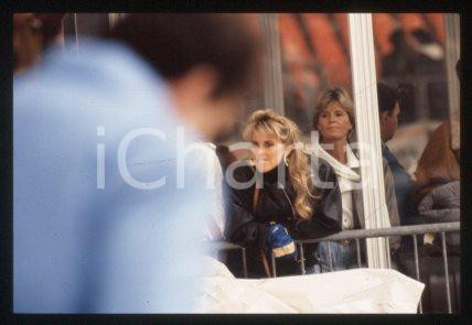 35mm vintage slide* 1988 ca FORMULA1 USF&G Racing driver Eddie CHEEVER & wife 6