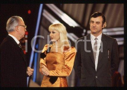 35mm vintage slide* 1988 ITALY USSR Ambassador Nikolai LUNKOV Raffaella CARRA 9
