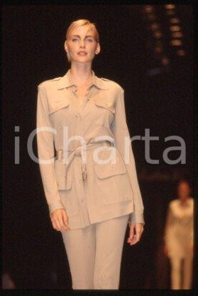 35mm vintage slide* 1995 ca FASHION Show Model Nadia AVERMANN on the podium (5)