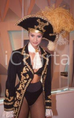 35mm vintage slide* 1995ca RAI Corinne BONUGLIA sul set (21)