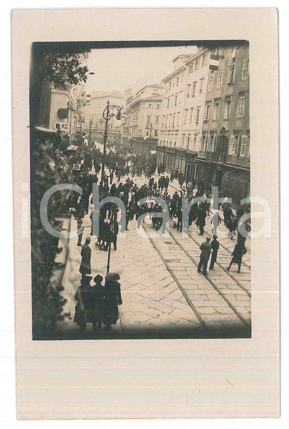 31 Ottobre 1918 TRIESTE ITALIANA Manifestazione studenti contro l'imperatore