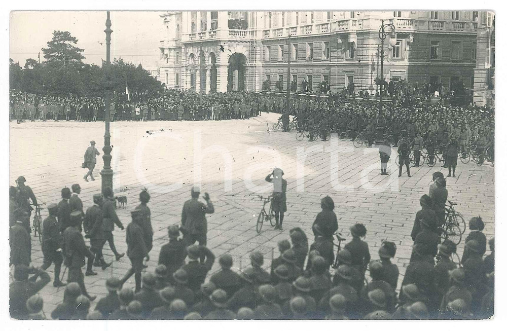 11 Novembre 1918 TRIESTE ITALIANA Piazza Unità d'Italia - Rivista alla Marina