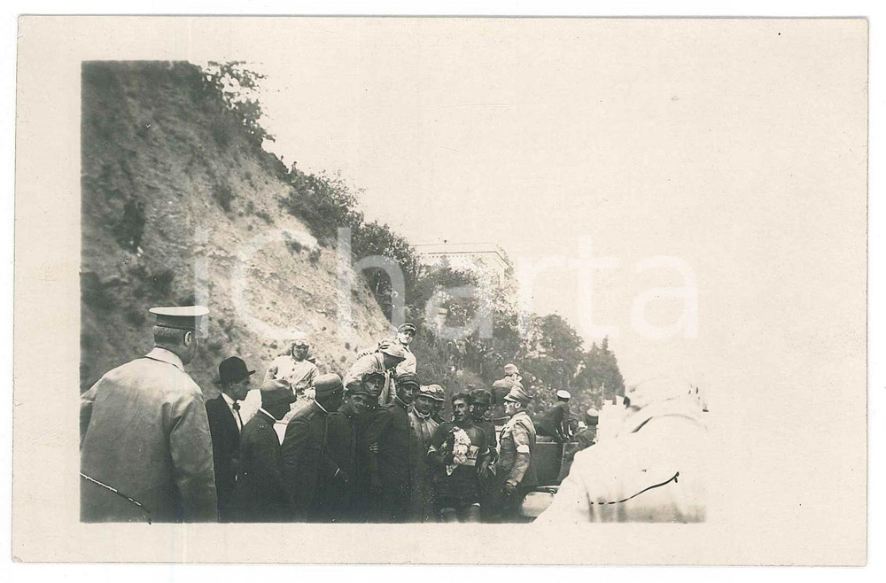 1919 TRIESTE - CICLISMO - GIRO D'ITALIA - Costante GIRARDENGO vincitore - Foto Fotografia originale d'epoca, in formato cartolina postale. GOOD/buono  Formato: 14x9 cm originale e autentica 1
