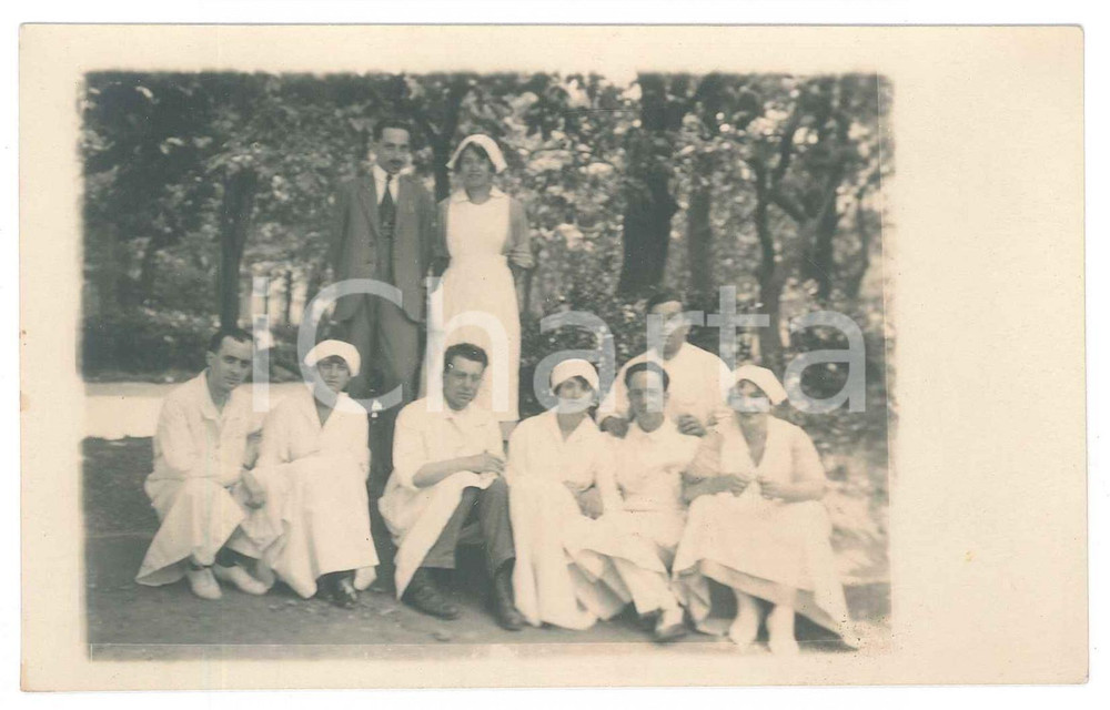 1917 WW1 TRIESTE - Ospedale di guerra - Medici e infermiere (2) Foto 14x9 cm