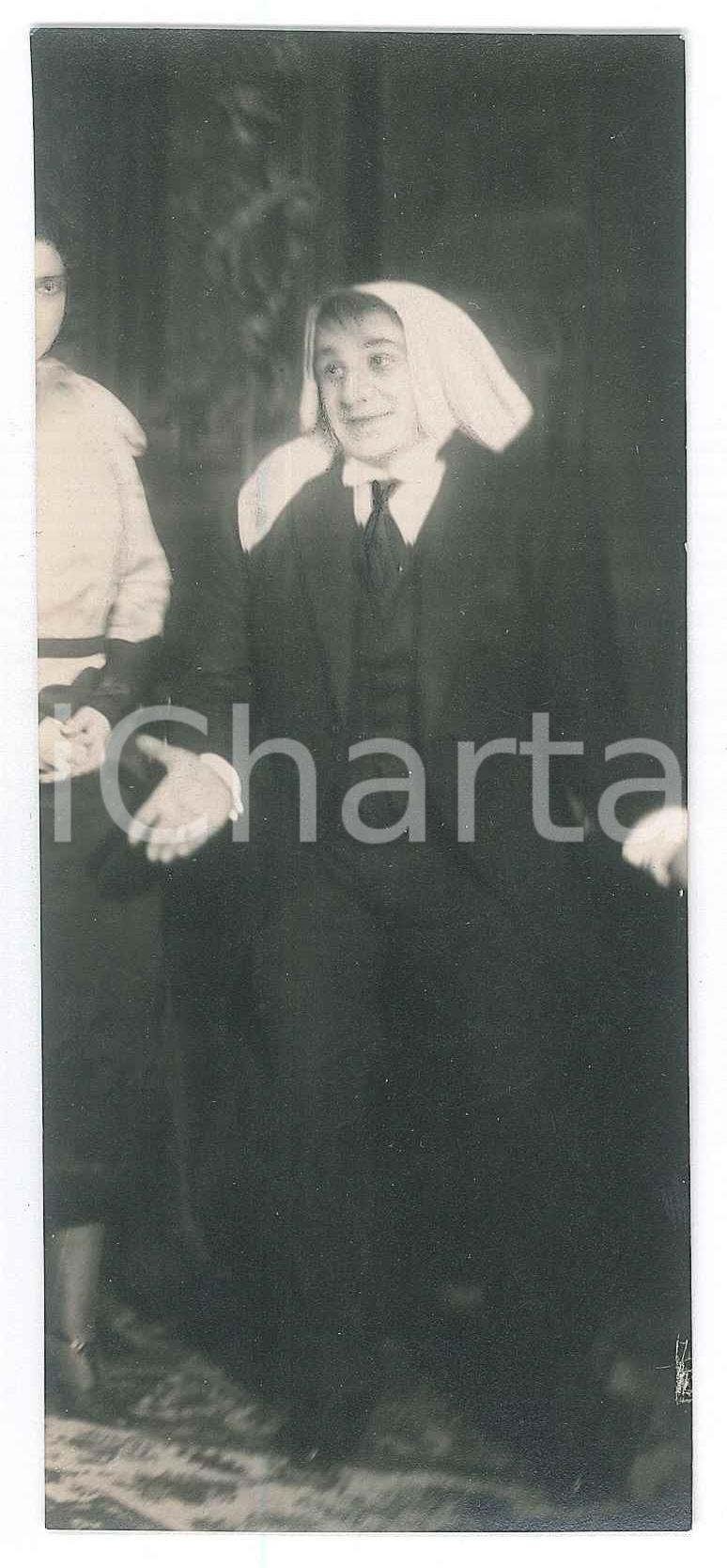 Fotografia d epoca originale 1930 ca TEATRO ITALIA Attore Antonio GANDUSIO in scena Foto 6x14 cm 1