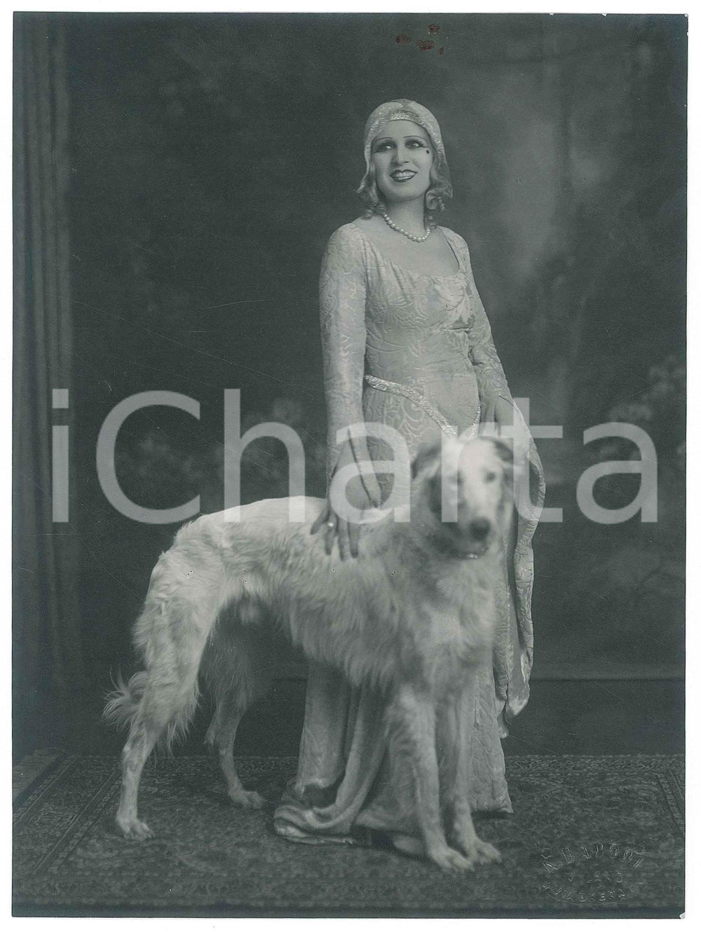 1925 ca OPERETTA Attrice Nella REGINI con il cane - Ritratto *Foto A. BADODI