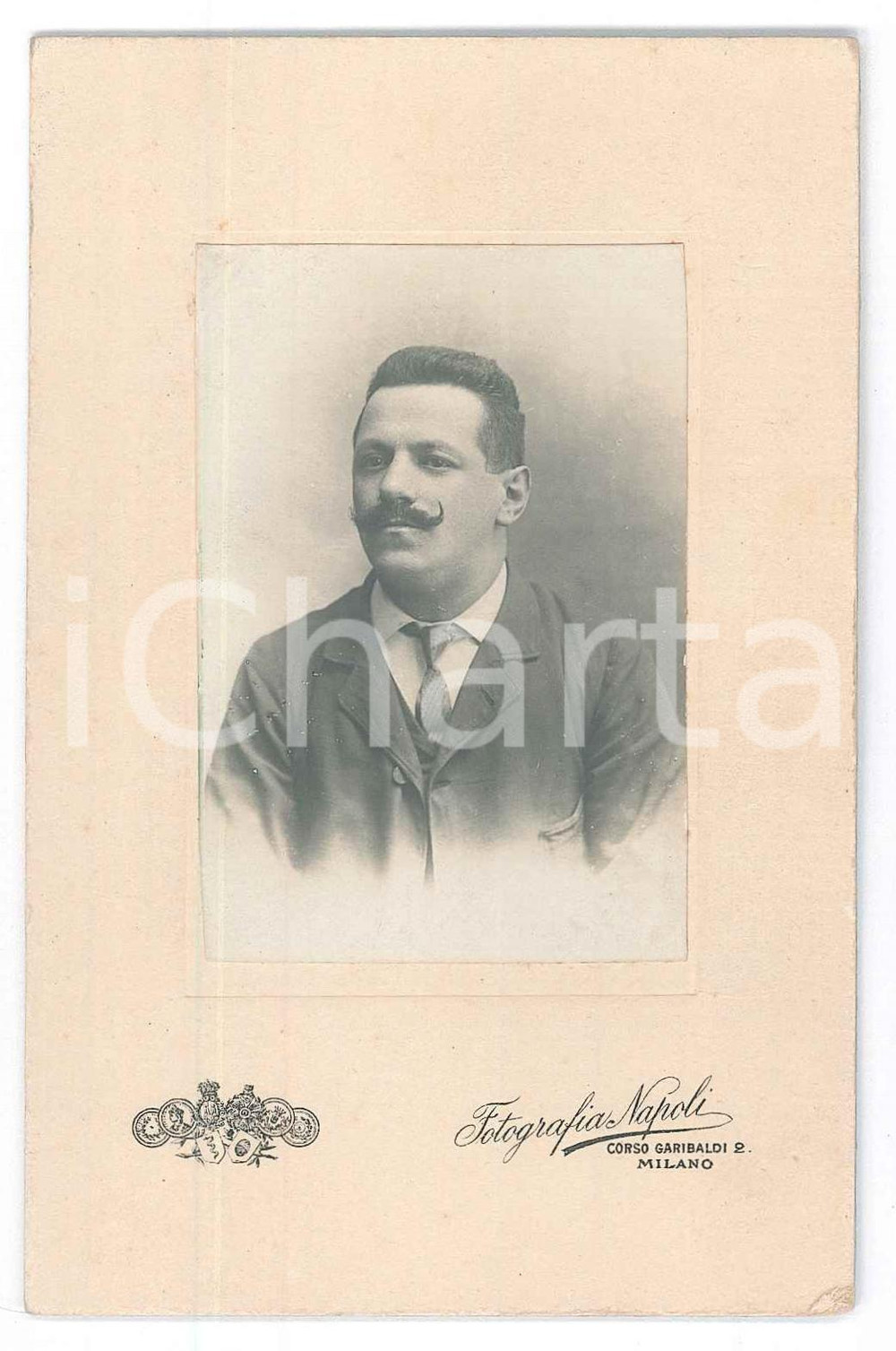 1909 MILANO Uomo con il suo cane - Ritratto *Fotografia Napoli 8x13 cm