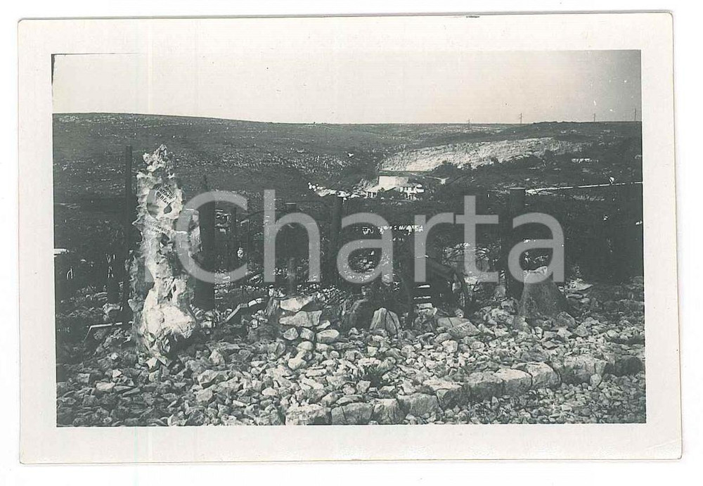 1930 ca CARSO - Cimitero di guerra - Cippi - Fotografia 9x6 cm