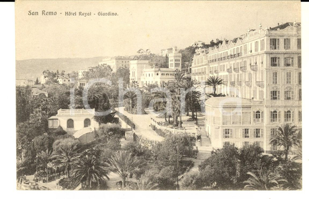 Cartolina originale da collezione 1915 ca SANREMO IM Veduta dell Hotel ROYAL e del giardino Cartolina FP NV 1