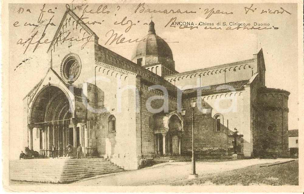 Cartolina originale da collezione 1913 ANCONA Ragazzi in posa sul sagrato del Duomo di SAN CIRIACO Cartolina FP VG 1