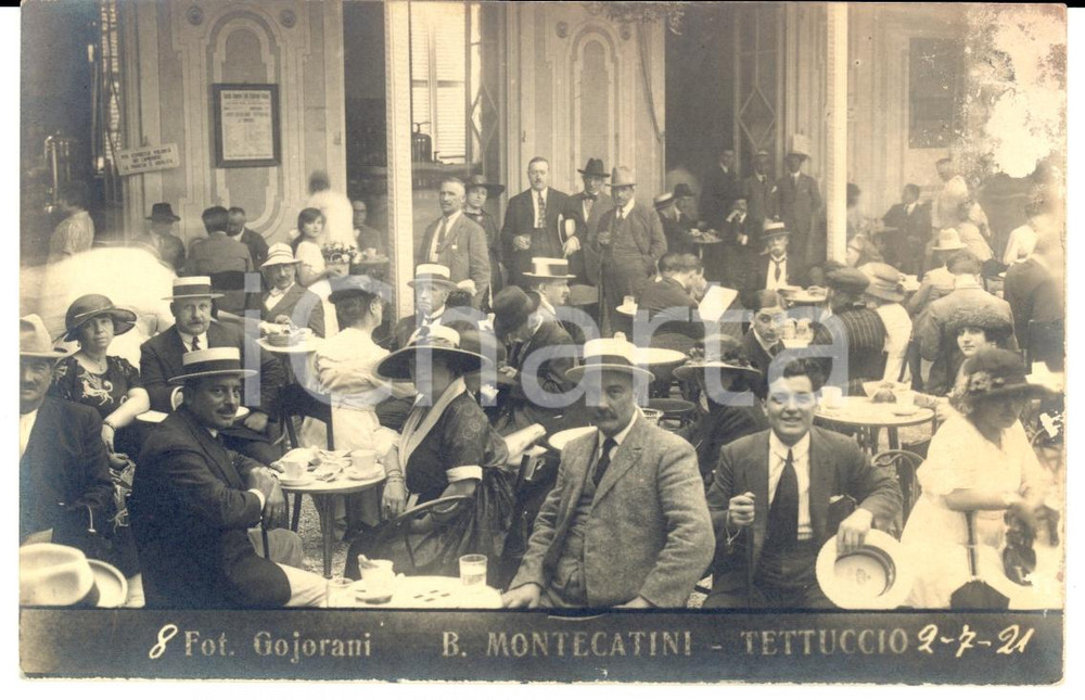 Cartolina originale da collezione 1921 MONTECATINI TERME PT  Folla caffÃ¨ Bagni TETTUCCIO Cartolina DANNEGGIATA 1
