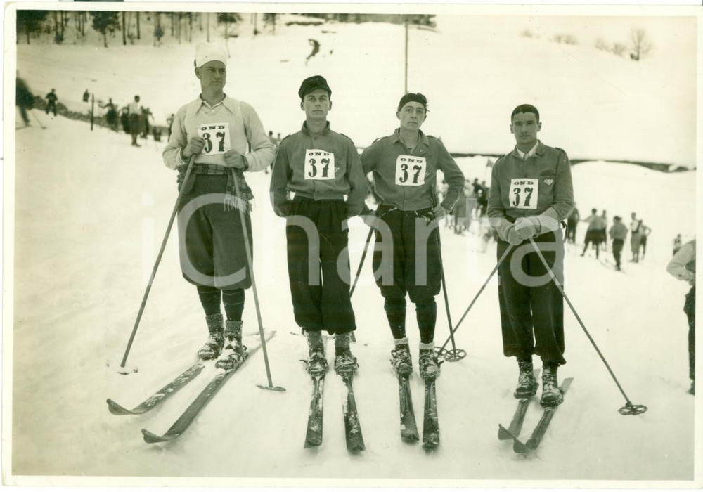 Fotografia d epoca originale 1935 ca CORTINA D AMPEZZO BL Squadra sci Opera Nazionale Dopolavoro OND 37 1