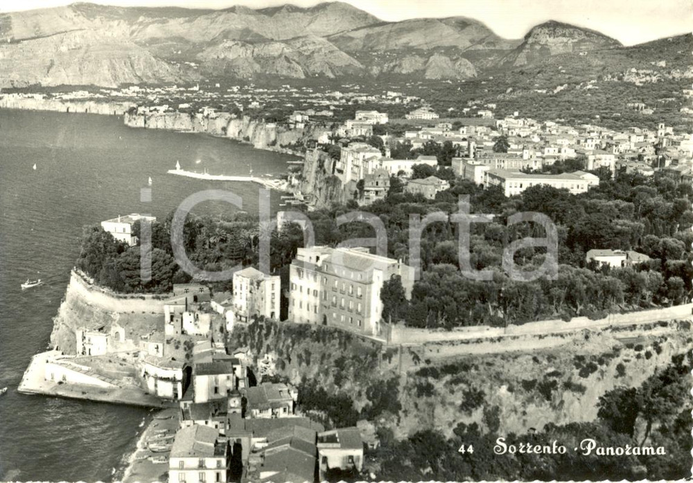 Cartolina originale da collezione 1955 ca SORRENTO NA Panorama generale Cartolina animata FG VG 1