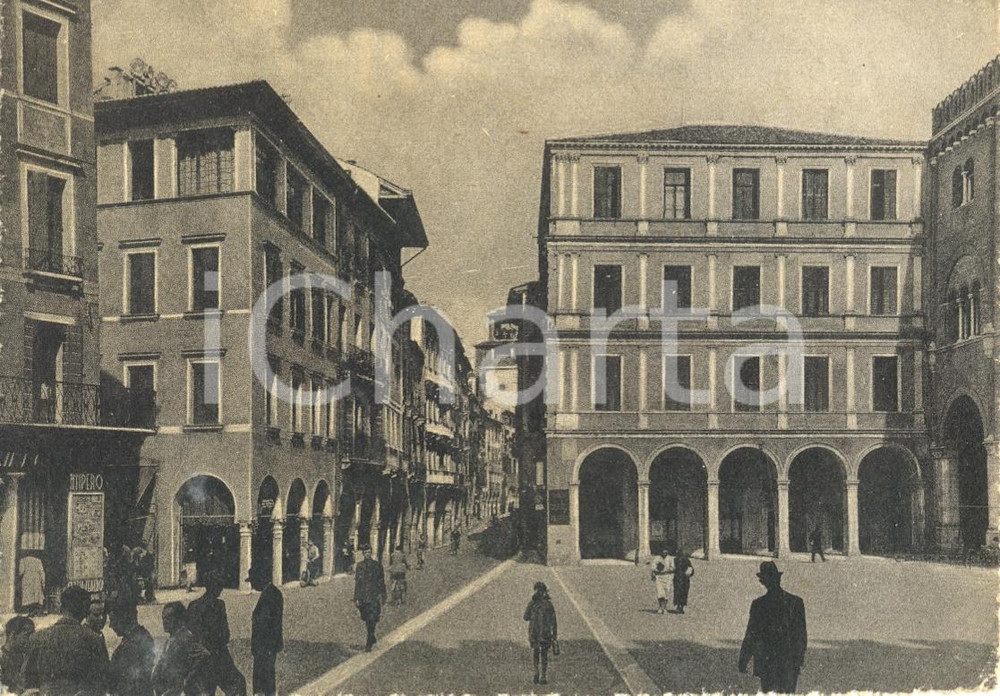 Cartolina originale da collezione 1942 TREVISO Veduta Piazza dei Signori  Via Calmaggiore Cartolina animata FG 1