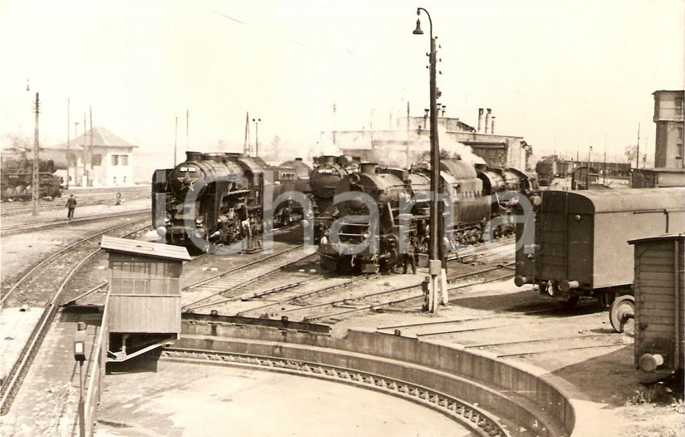 Cartolina originale da collezione 1970 ca USSR Locomotive pronte alla partenza Verlag SLEZAK Cartolina ANIMATA FP 1