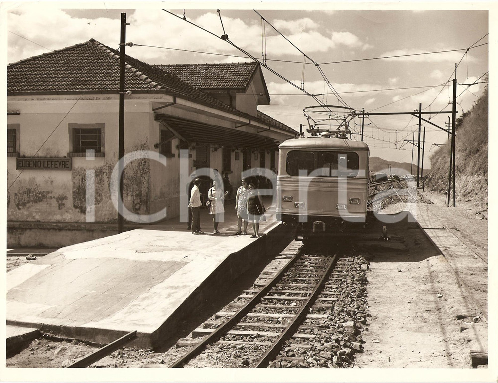Fotografia d epoca originale 1970 SANTO ANTONIO DO PINHAL BRAZIL Stazione Eugenio LEFEVRE Foto ANIMATA 1