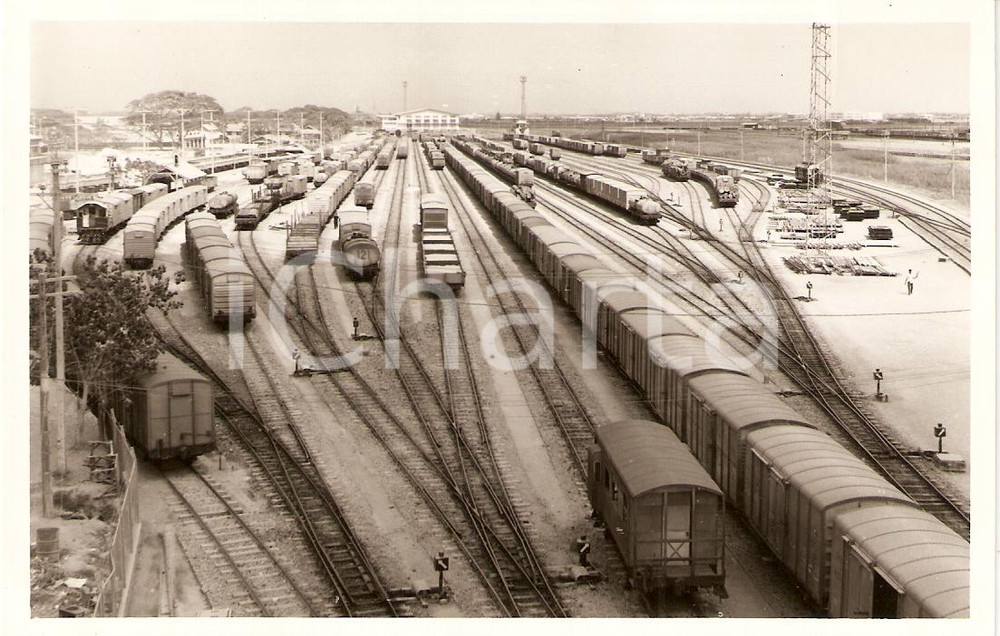 Fotografia d epoca originale 1975 ca BANGKOK  BANG SUE Goods Yard State Railways THAILAND SRT Photo 1