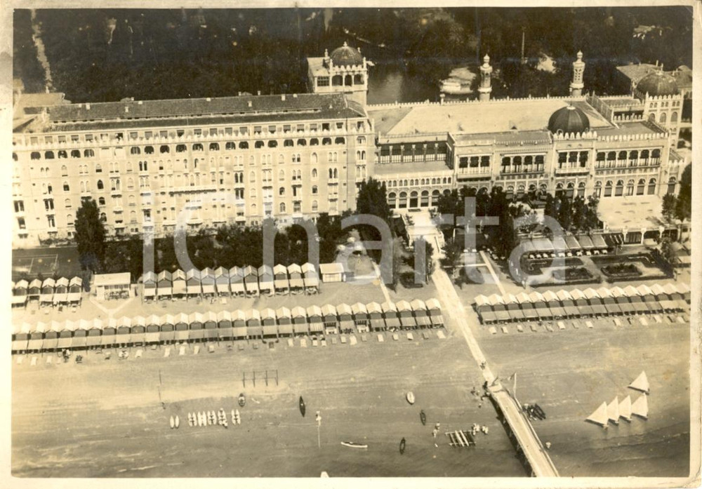 Cartolina originale da collezione 1947 LIDO DI VENEZIA Veduta aerea dell EXCELSIOR PALACE Cartolina animata FG VG 1