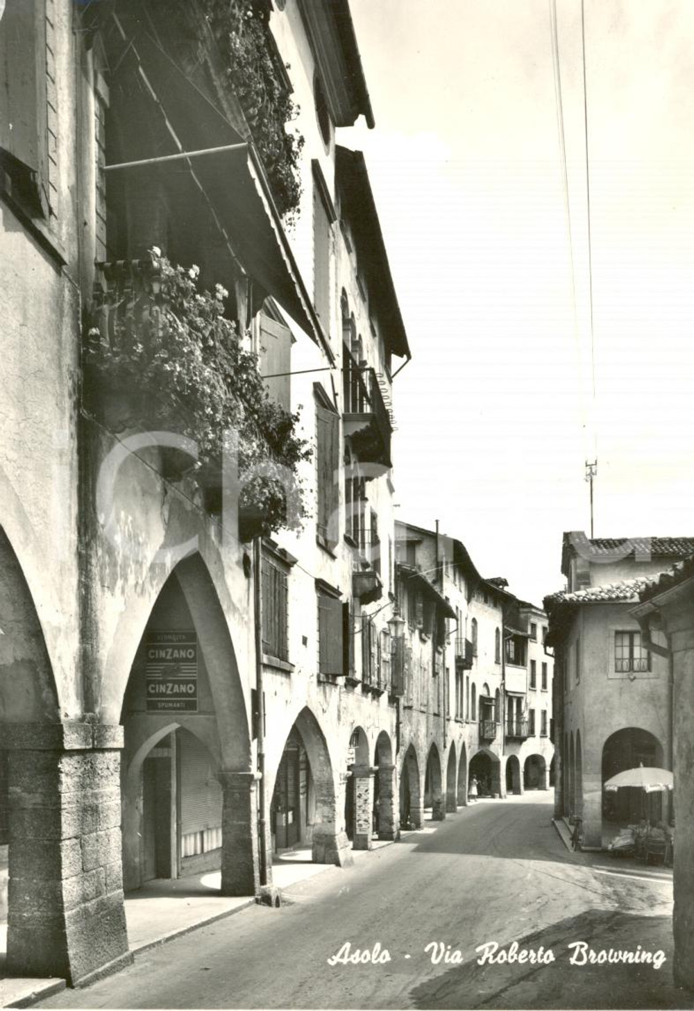 Cartolina originale da collezione 1967 ASOLO TV Veduta via Roberto BROWNING  CINZANO Cartolina animata FG VG 1