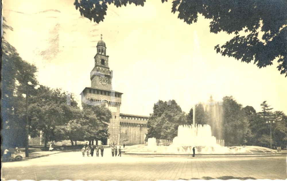Cartolina originale da collezione 1943 MILANO Veduta PIAZZA CASTELLO SFORZESCO  CARRETTO Cartolina animata FP 1