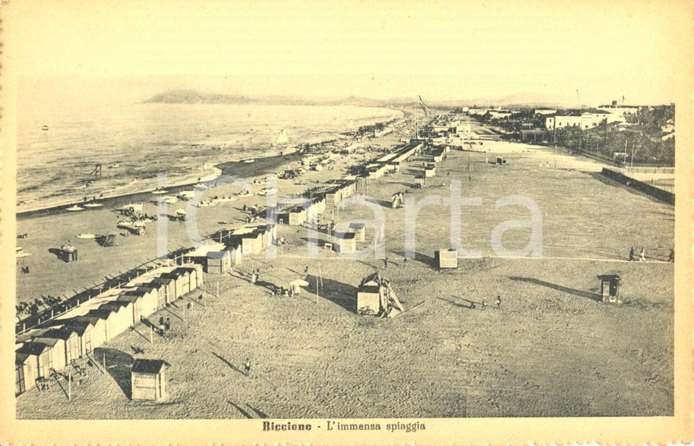 Cartolina originale da collezione 1942 ca RICCIONE RN Panorama spiaggia  STABILIMENTI Cartolina animata FP NV 1